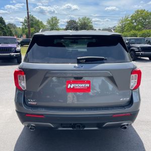 FORD EXPLORER XLT - 7