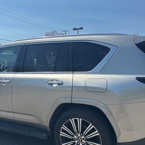 LEXUS LX 600 LUXURY - 6