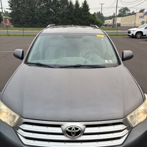 صورة مصغرة 15 لـ 2013 Toyota HIGHLANDER LIMITED