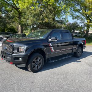 FORD F-150 LARIAT - 1