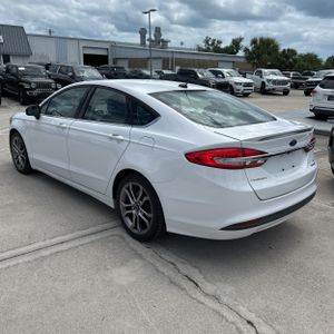 FORD FUSION HYBRID SE - 5