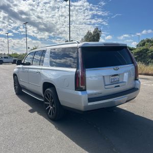 CADILLAC ESCALADE ESV LUXURY - 5