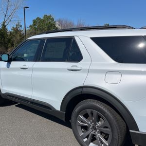 FORD EXPLORER ACTIVE - 6