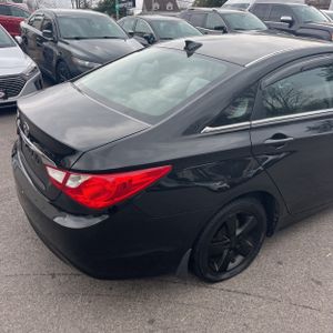 HYUNDAI SONATA GLS - 8