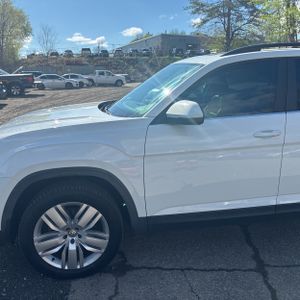 VOLKSWAGEN ATLAS SE - 2