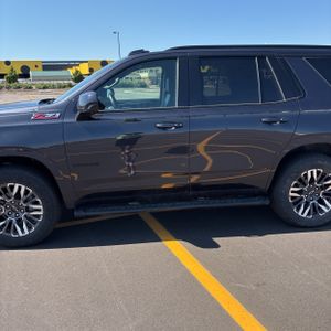 2025 Chevrolet TAHOE Z71 照片 4
