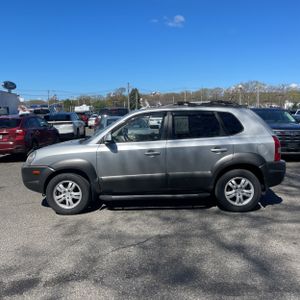 HYUNDAI TUCSON SE - 3