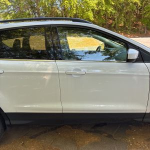 FORD ESCAPE SEL - 9
