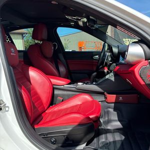 2021 ALFA Romeo GIULIA TI SPORT 照片 32