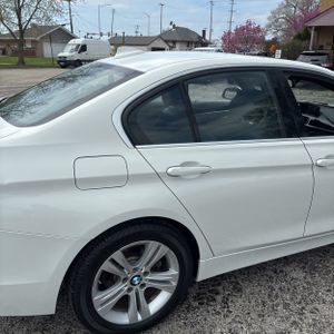 BMW 330I XDRIVE - 9