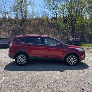 FORD ESCAPE TITANIUM - 10