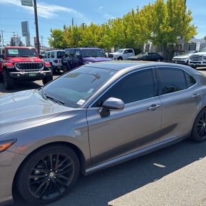 2022 Toyota CAMRY XSE photo 2