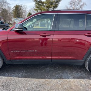 JEEP GRAND CHEROKEE L LIMITED - 4