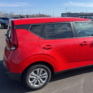 KIA SOUL LX - 9