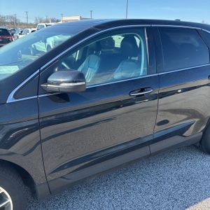 FORD EDGE TITANIUM - 2