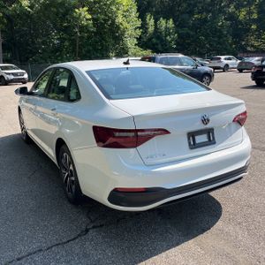 صورة 5 لـ 2022 Volkswagen JETTA S