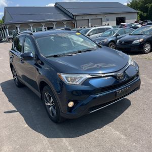 صورة مصغرة 12 لـ 2018 Toyota RAV4 XLE