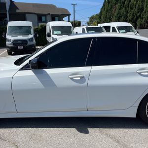 صورة 4 لـ 2023 BMW M340I