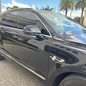 صورة 13 لـ 2019 Bentley BENTAYGA V8