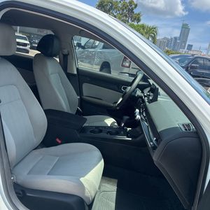 صورة مصغرة 32 لـ 2023 Honda CIVIC LX