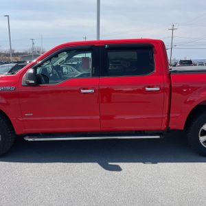 FORD F-150 XLT - 4