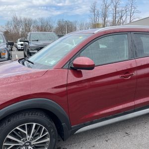 HYUNDAI TUCSON SEL - 2