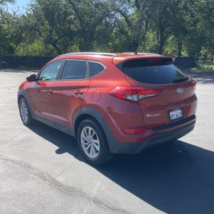HYUNDAI TUCSON SE - 5