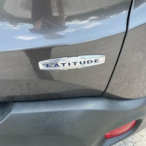 صورة 23 لـ 2021 JEEP RENEGADE LATITUDE