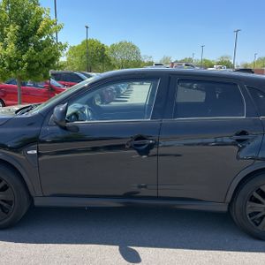 MITSUBISHI OUTLANDER SPORT 2.0 LE 2WD - 4