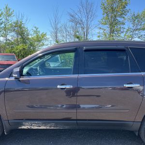 CHEVROLET TRAVERSE LT - 4