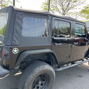 JEEP WRANGLER 75TH ANNIVERSARY EDITION 4X4 - 9