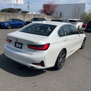 BMW 3 SERIES 330I XDRIVE - 8