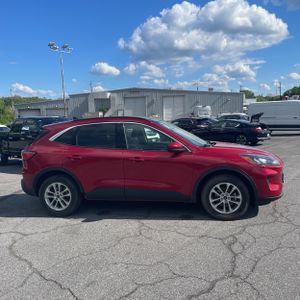 FORD ESCAPE SE - 10