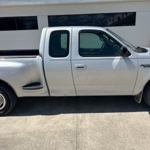 صورة 11 لـ 2002 FORD F-150 XL