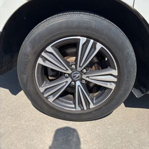 2018 Acura MDX SH-AWD photo 19