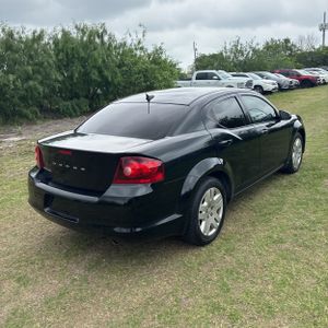 DODGE AVENGER SE - 8