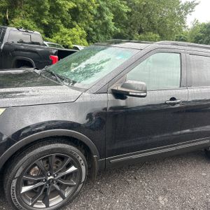 صورة 2 لـ 2017 FORD EXPLORER XLT