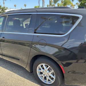 صورة 6 لـ 2022 Chrysler PACIFICA TOURING L