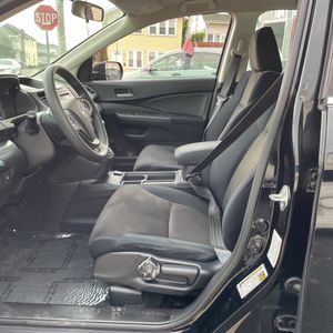 صورة 31 لـ 2016 Honda CR-V LX