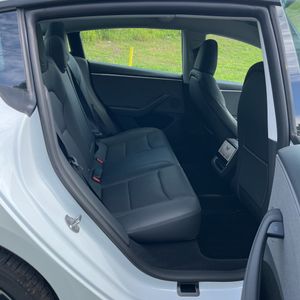 2025 Tesla MODEL 3 LONG RANGE 缩略图 34