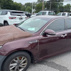 2020 KIA OPTIMA LX 照片 2