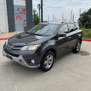 2015 Toyota RAV4 XLE 照片 1