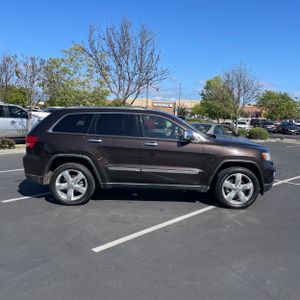 JEEP GRAND CHEROKEE OVERLAND - 10