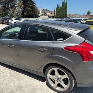 FORD FOCUS TITANIUM - 6