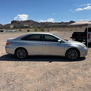 2015 Toyota CAMRY SE photo 10