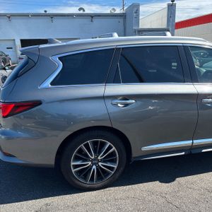 صورة 8 لـ 2019 Infiniti QX60 LUXE