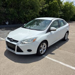 FORD FOCUS SE - 1