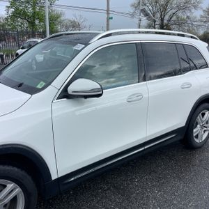 MERCEDES-BENZ GLB - 4