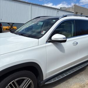 MERCEDES-BENZ GLS - 2