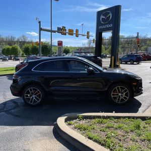 PORSCHE MACAN S - 10